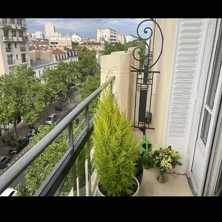 Bel Avec Balcon Proche Roland Garos Et Parc Des Princes *
